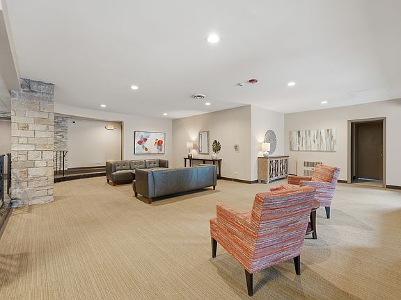 5th image of 2500 Windsor Mall APT 2D