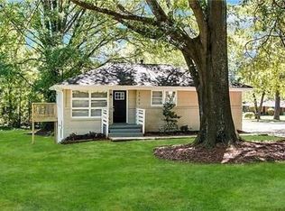 2004 Shamrock Dr, Decatur, GA 30032