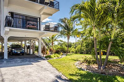 4th image of 12690 Overseas Hwy APT 42