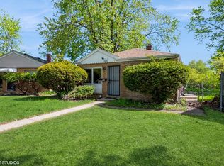 10247 S Van Vlissingen Rd, Chicago, IL 60617