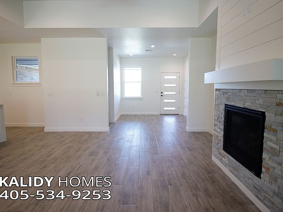 3rd image of 2141 Kalidy Dr