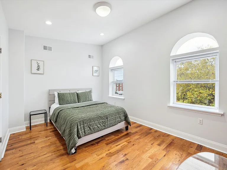 3209 W Montgomery Ave — Photo 10