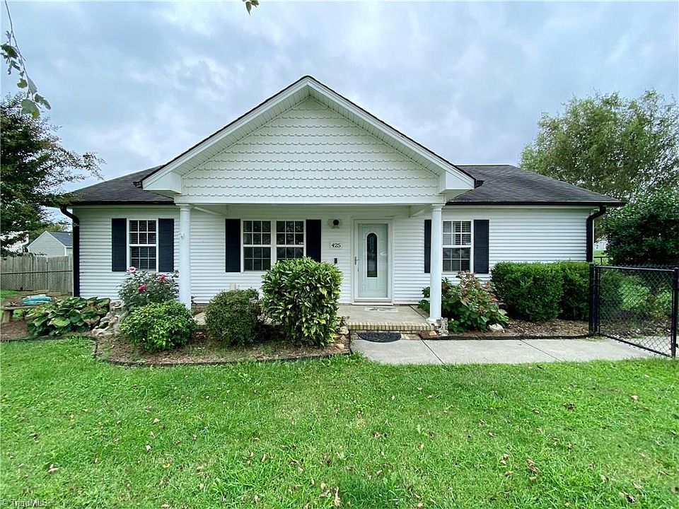 1st image of 425 Hallie Long Ln
