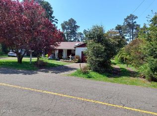 16500 Pine Dr, Fort Bragg, CA 95437