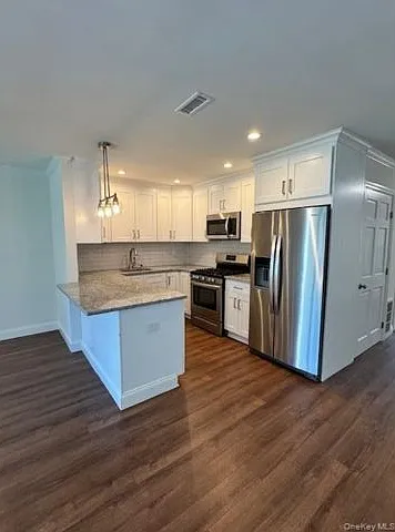 404 Sara Cir — Photo 6