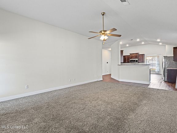 5th image of 2520 Rutherford Dr