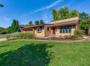 617 Marshall St NE, Minneapolis, MN 55413
