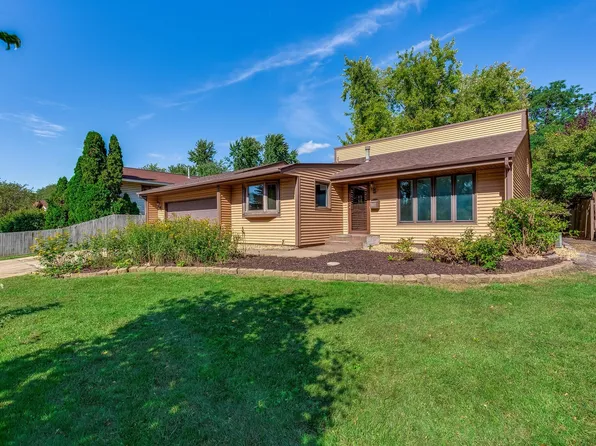 617 Marshall St NE, Minneapolis, MN 55413