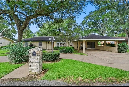 1335 Kathy Ave Photo 1