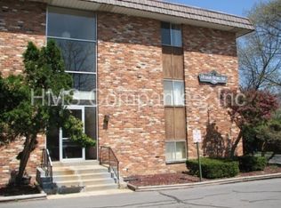 750 Pleasant Ave APT 204, Kalamazoo, MI 49008