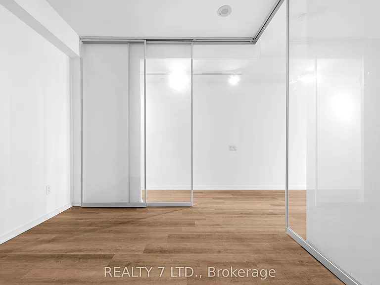45 Charles St E #1808 — Photo 20