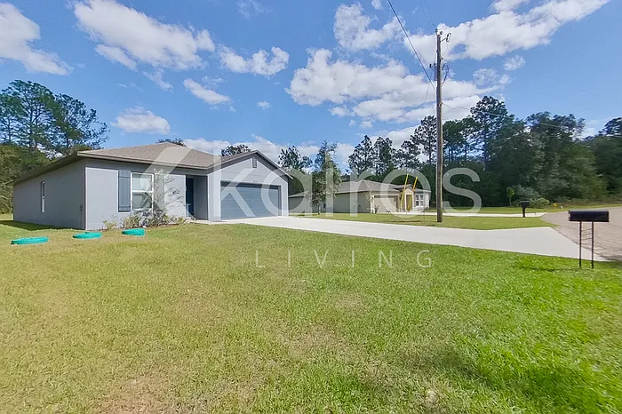 4 bed, 2.0 bath, 1449 sqft, $1,795 — Photo 2