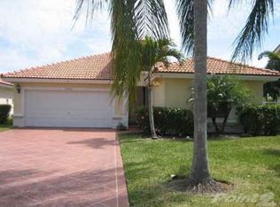 3782 Coco Lake Dr, Coconut Creek, FL 33073