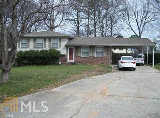 2652 Sol Ct, Ellenwood, GA 30294