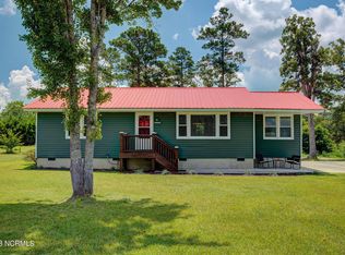 1275 Benjamin St, Bolivia, NC 28422