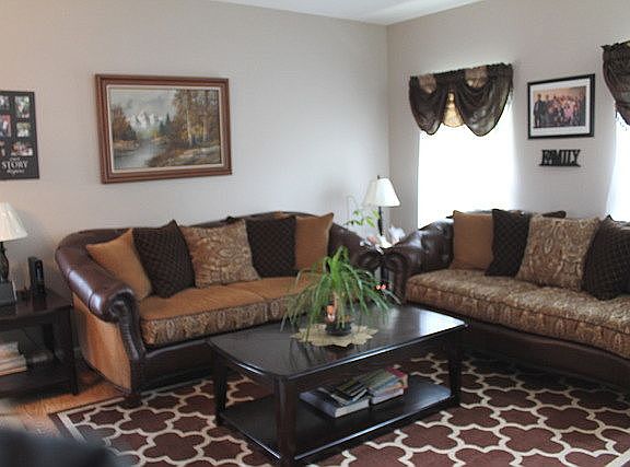5th image of 2050 Providence Dr
