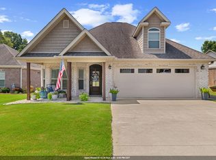 304 Andover Dr, Florence, AL 35633