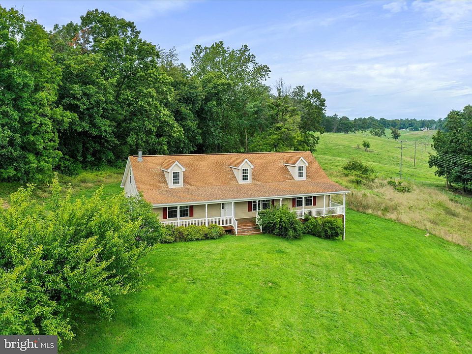 1st image of 316 Rolling Hills Ln