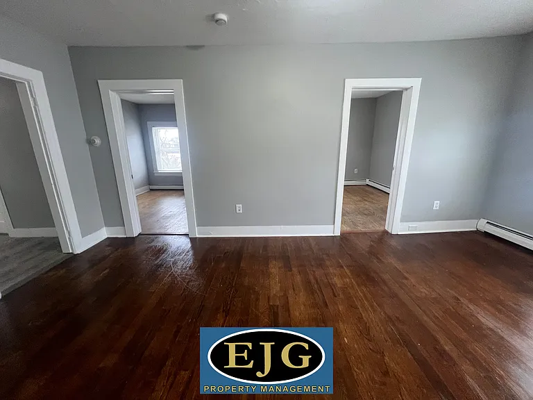 29 Canal St #7 — Photo 20