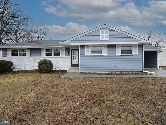 2nd image of 1108 Laurel Rd