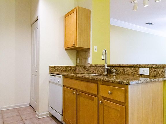 4th image of 4207 S Dale Mabry Hwy Unit 1109
