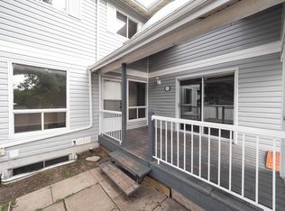 1204 54th St NW, Edmonton, AB T6L5L3