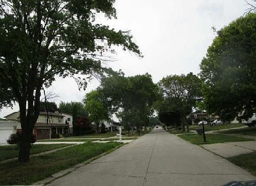 18254 Meadowood Ave, photo 4