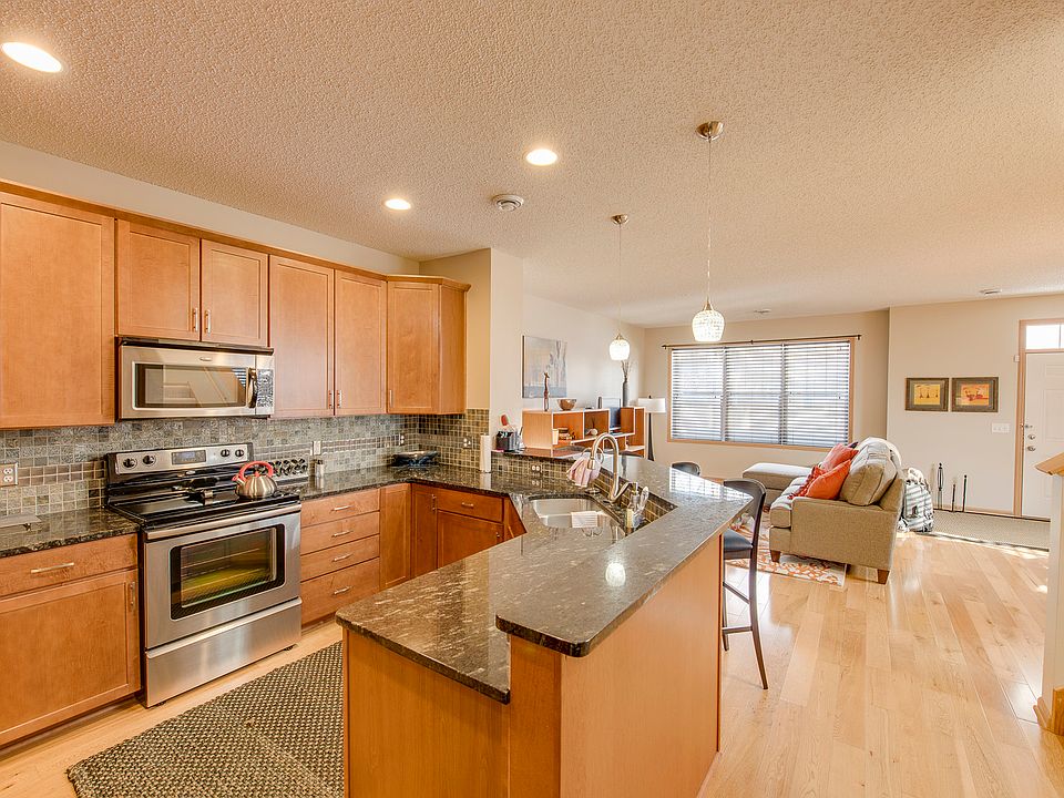 1st image of 9612 Scott Cir N