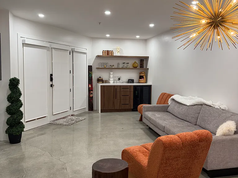 500 E Amado Rd #110 — Photo 10