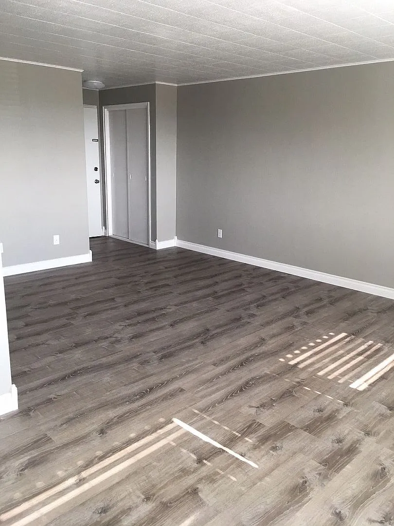 The Heights Apartments - Sunnyside, WA — Photo 2