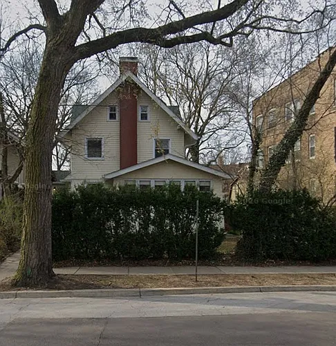 905 Sheridan Rd Photo 1