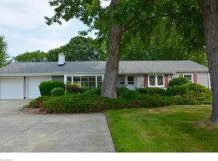 495 Clague Rd, Bay Village, OH 44140