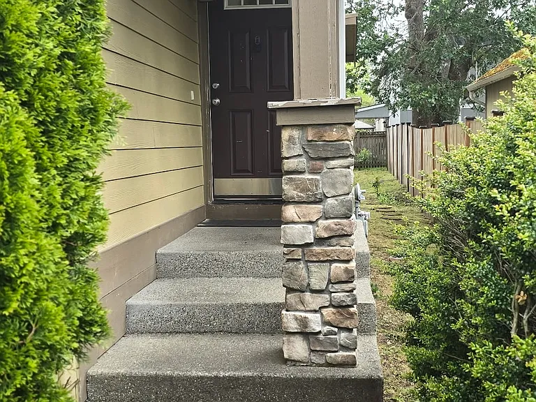 7819 Burgess St W — Photo 2