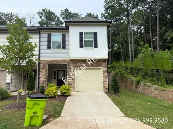 2000 Solana Woods Dr #1, Durham, NC 27703