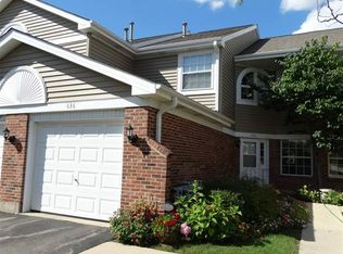 636 Happfield Dr #1818C, Arlington Heights, IL 60004
