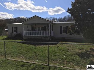 711 Thunderbird Dr, Huntington, WV 25704