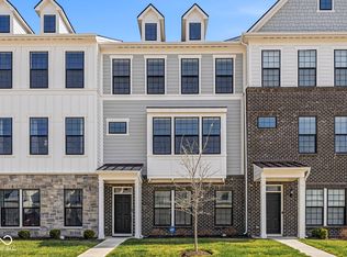 3267 Morab Dr, Zionsville, IN