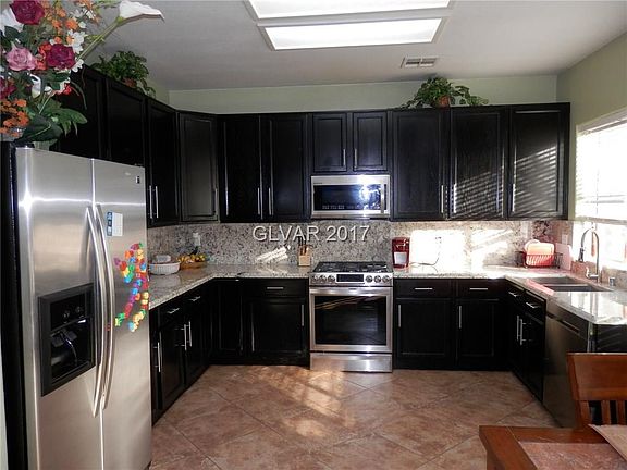 3rd image of 7813 Holly Knoll Ave