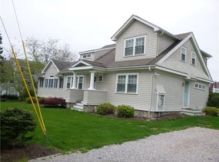 209 Pond Shore Dr, Charlestown, RI 02813