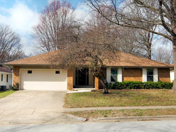 3311 S Benton Avenue, Springfield, MO 65807