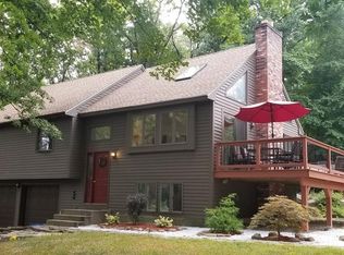 822 Aldrich St, Uxbridge, MA 01569