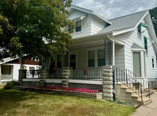 1430 S 33rd St, Lincoln, NE 68506