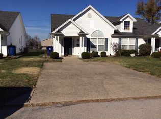 601 Colonial Ct APT C, Lagrange, KY 40031
