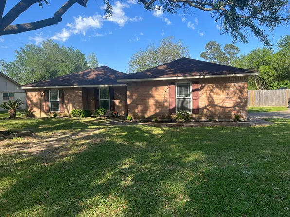 18415 Anne Dr, Houston, TX 77058