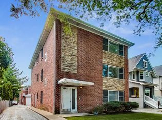27 S Spring Ave #1, La Grange, IL 60525