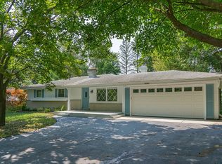 N3381 Forest Rd, Lake Geneva, WI 53147