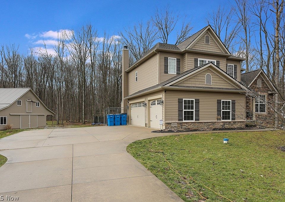 9000 Knotty Pine Ln, Chardon, OH 44024 Zillow