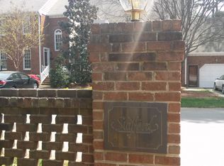 6011 Cobridge Sq, Raleigh, NC 27609