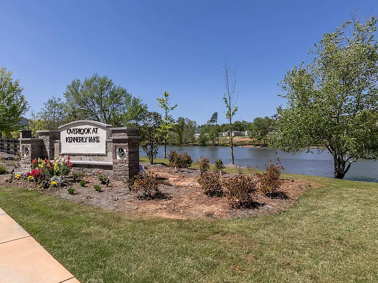Welcome home to Overlook at Kennerly Lake