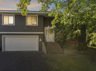 1917 113th Ave NW, Coon Rapids, MN 55433